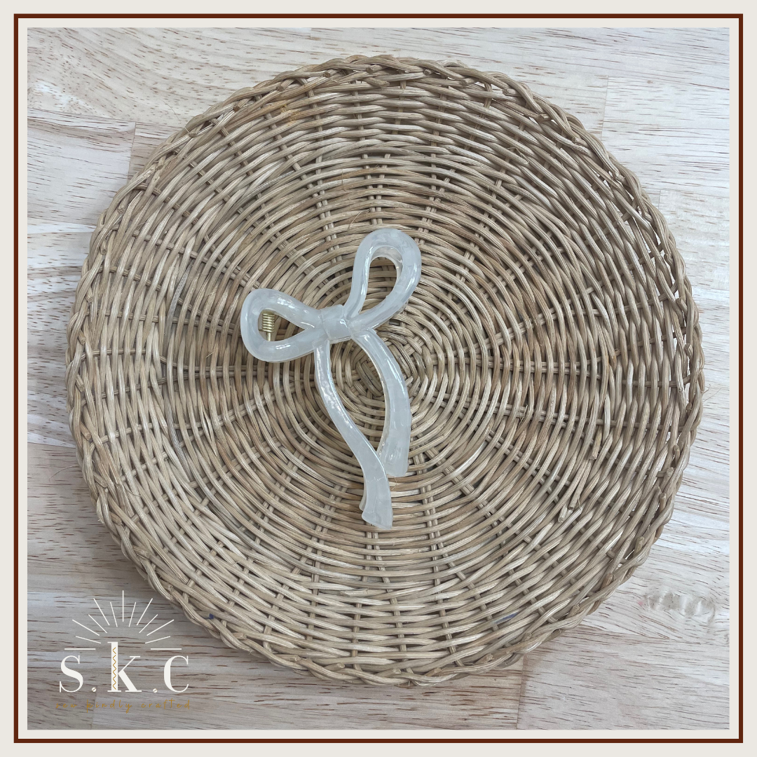 White Bow Hair Claw Clip