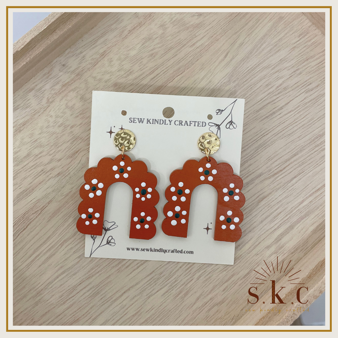 Barro Arch Earrings